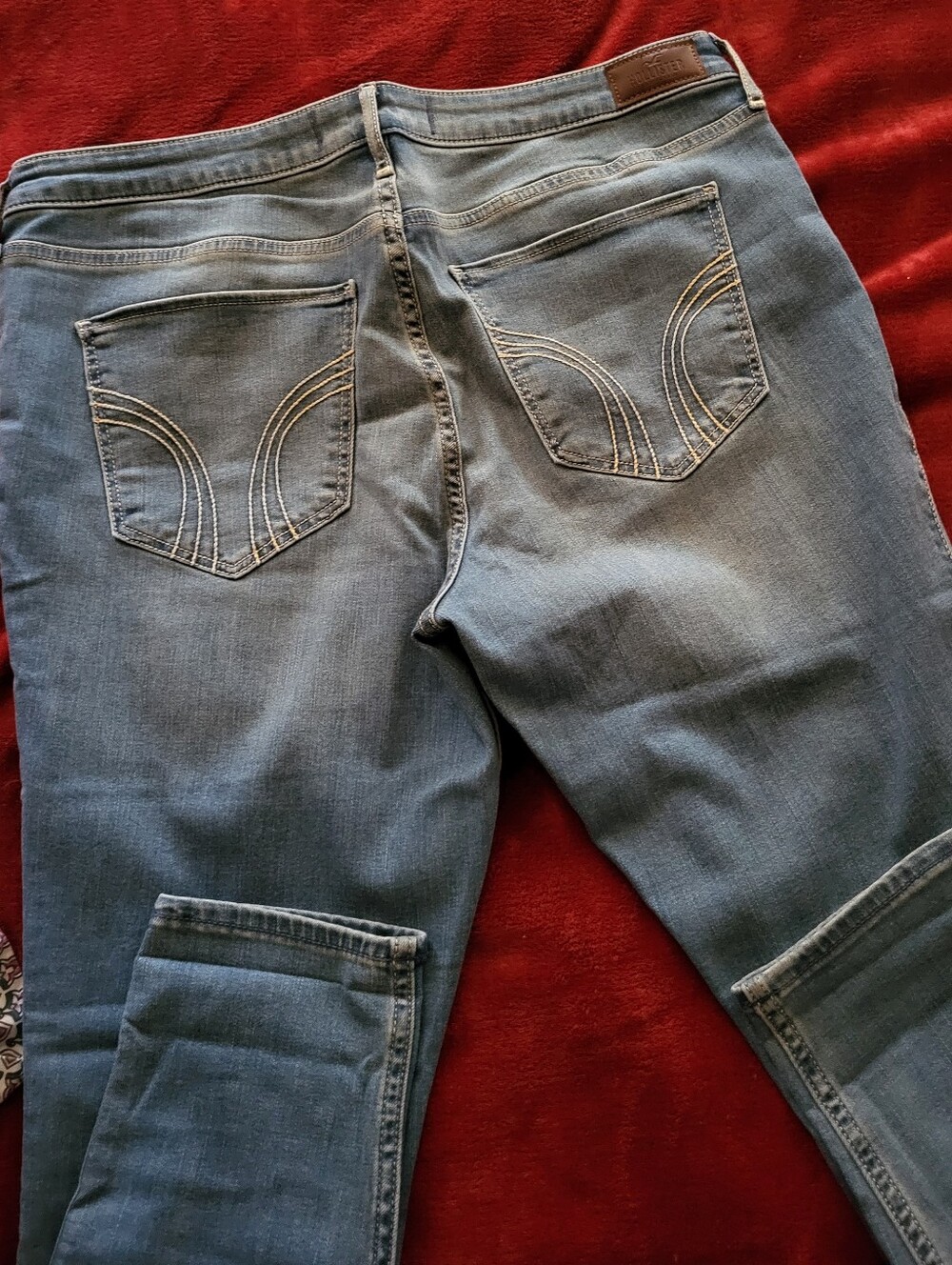Hollister Women's Light Blue Straight Leg Jeans~Size 17~NWOT.